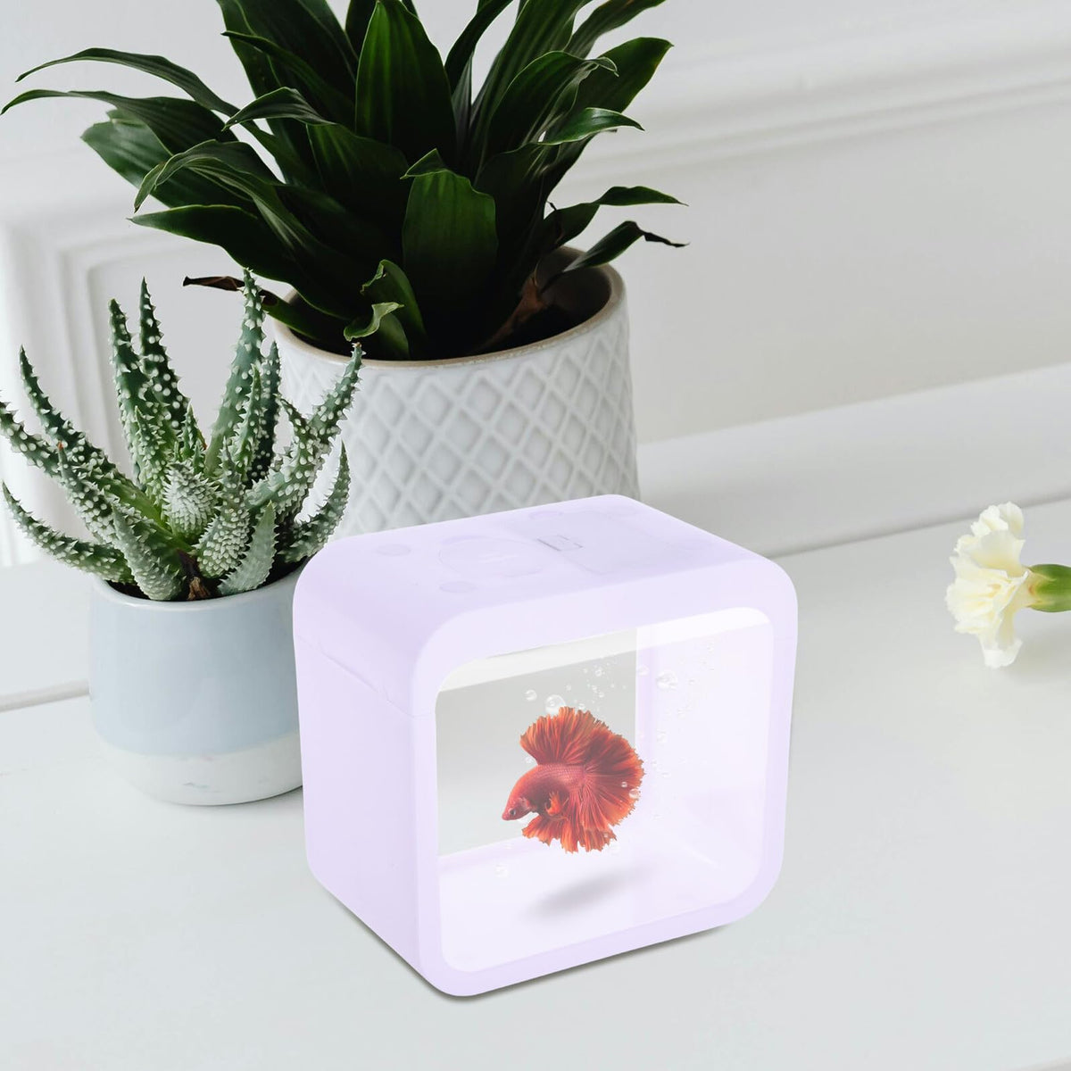 Mini Betta Fish Tank with LED Light Portable Plastic Desktop Aquarium Cube L731