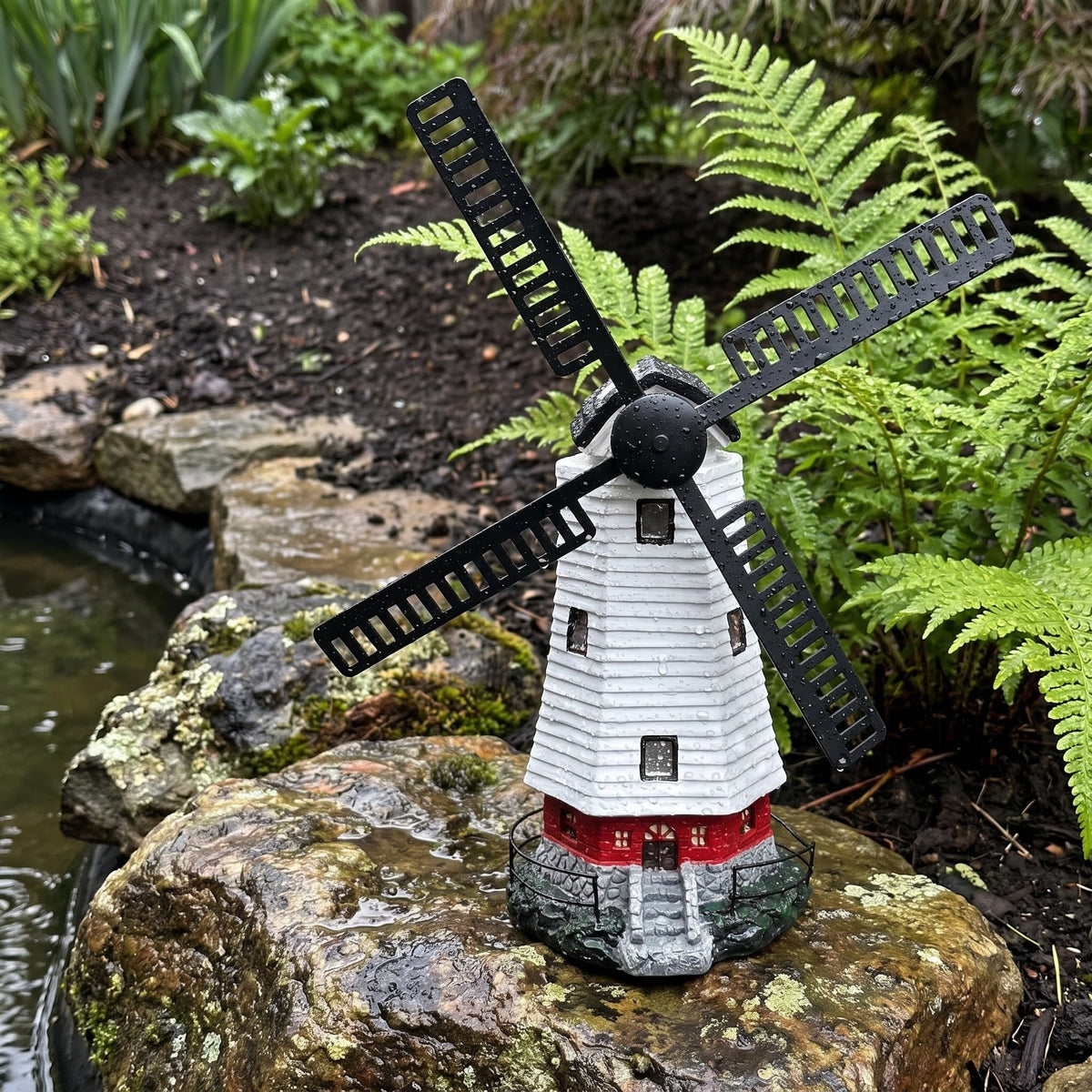Solar Powered Rotating Lighthouse Garden Statue Light T71519